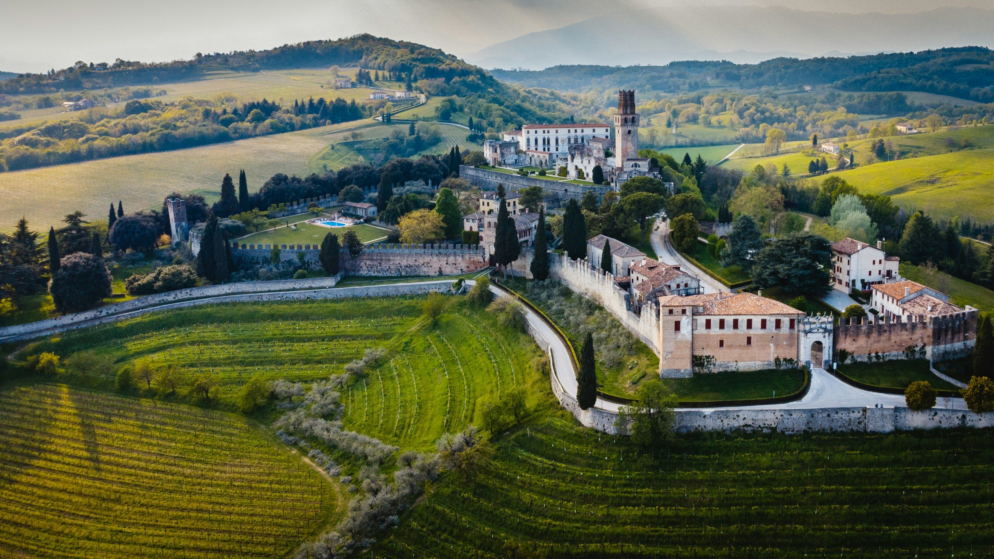 Historic wine estate among the vineyard hills of Susegana.